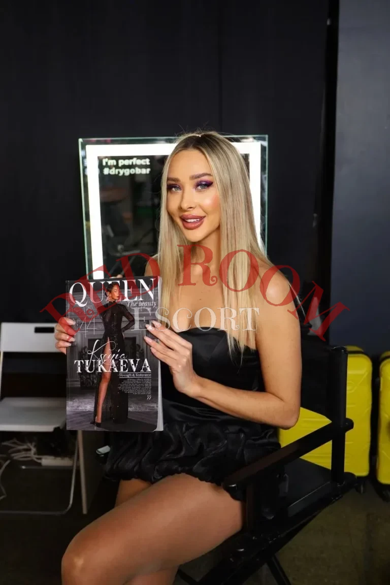 Эскортница Перси - грудь 3, рост 180 см, вес 60 кг, цвет волос Блондинки