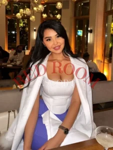 Эскортница Жанна - грудь 3, рост 179 см, вес 57 кг, цвет волос Брюнетки