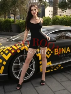 Эскортница Леа - грудь 4, рост 173 см, вес 57 кг, цвет волос Шатенки