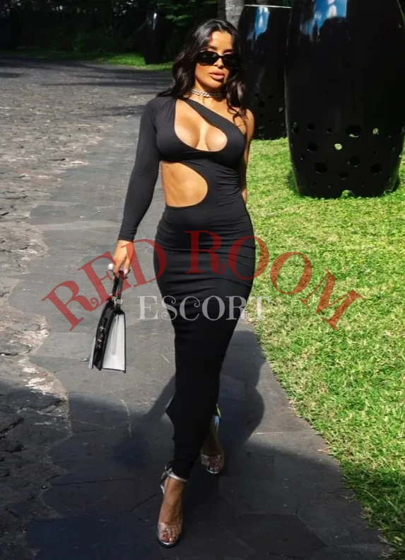 Эскортница Нита - грудь 3, рост 165 см, вес 50 кг, цвет волос Шатенки