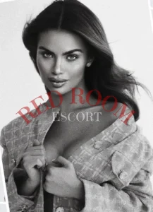 Эскортница Рианна - грудь 2, рост 168 см, вес 51 кг, цвет волос Шатенки