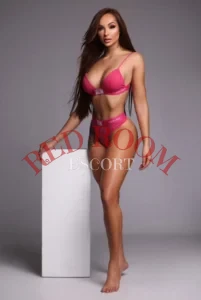 Эскортница София - грудь 3, рост 170 см, вес 56 кг, цвет волос Шатенки