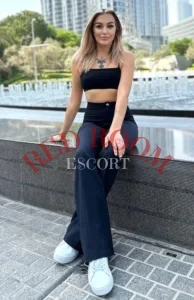 Эскортница Аннабель - грудь 2, рост 168 см, вес 55 кг, цвет волос Блондинки