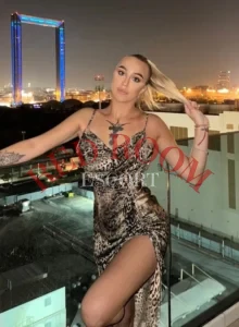 Эскортница Аннабель - грудь 2, рост 168 см, вес 55 кг, цвет волос Блондинки