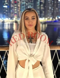 Эскортница Аннабель - грудь 2, рост 168 см, вес 55 кг, цвет волос Блондинки