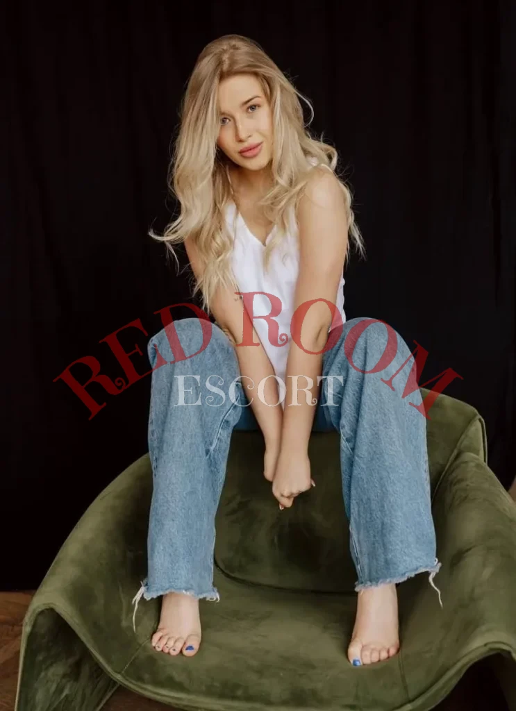 Мария — возраст 21, рост 165, вес 56, размер груди 1