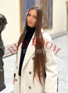 Эскортница Николь - грудь 2, рост 176 см, вес 47 кг, цвет волос Шатенки