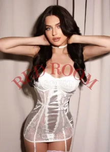 Эскортница Тиффани - грудь 3, рост 171 см, вес 55 кг, цвет волос Шатенки