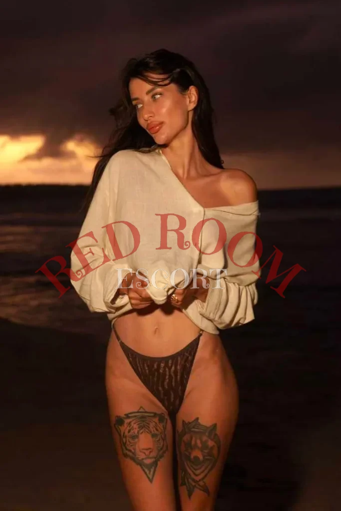 Лилия — возраст 25, рост 164, вес 43, размер груди 3