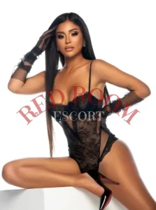 Эскортница Каталина - грудь 3, рост 168 см, вес 49 кг, цвет волос Брюнетки