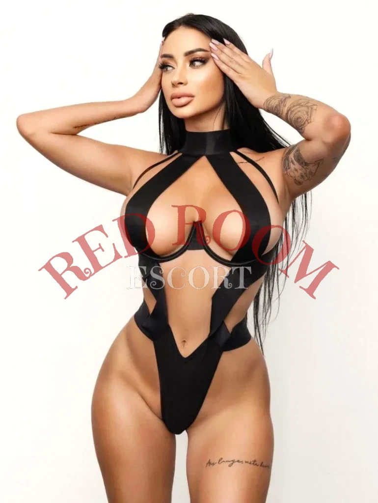 Милана — возраст 24, рост 165, вес 48, размер груди 4