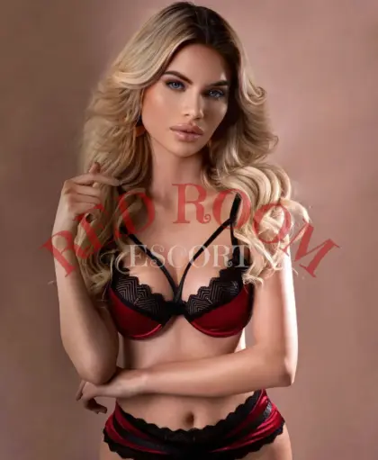 Эскортница Кассандра - грудь 1, рост 172 см, вес 56 кг, цвет волос Блондинки