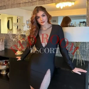Эскортница Мира - грудь 3, рост 167 см, вес 62 кг, цвет волос Шатенки