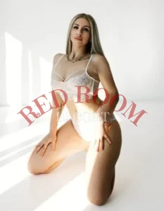 Эскортница Амалин - грудь 2, рост 174 см, вес 62 кг, цвет волос Блондинки