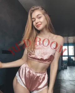 Эскортница Алекса - грудь 1, рост 171 см, вес 57 кг, цвет волос Блондинки