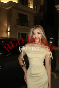 Эскортница Алиса - грудь 4, рост 170 см, вес 48 кг, цвет волос Брюнетки