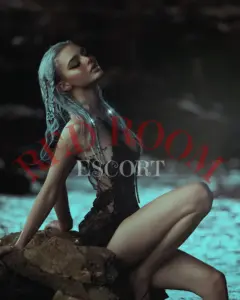 Эскортница Агата - грудь 4, рост 169 см, вес 60 кг, цвет волос Шатенки