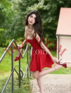 Сесилия — возраст 22, рост 170, вес 53, размер груди 2