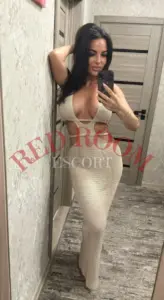 Эскортница Амалия - грудь 4, рост 172 см, вес 67 кг, цвет волос Русые