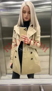 Эскортница Ирина - грудь 3, рост 168 см, вес 59 кг, цвет волос Блондинки, этничность Европейская