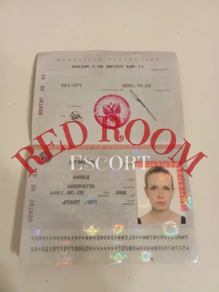 Эскортница Ева - грудь 2, рост 167 см, вес 50 кг, цвет волос Русые