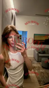 Эскортница Кэтрин - грудь 1, рост 170 см, вес 43 кг, цвет волос Блондинки