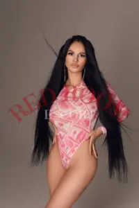 Эскортница Доминика - грудь 3.5, рост 170 см, вес 50 кг, цвет волос Русые