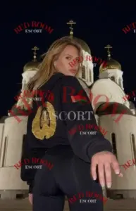Эскортница Кэтрин - грудь 1, рост 170 см, вес 43 кг, цвет волос Блондинки