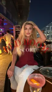Эскортница Абелла - грудь 1.5, рост 180 см, вес 67 кг, цвет волос Шатенки