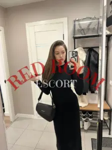 Эскортница Власта - грудь 1, рост 170 см, вес 53 кг, цвет волос Шатенки