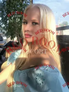 Эскортница Злата - грудь 1.5, рост 170 см, вес 59 кг, цвет волос Русые